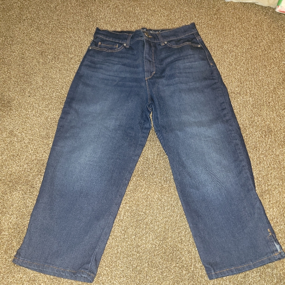 Gloria Vanderbilt Women's Dark Blue Capri Jeans